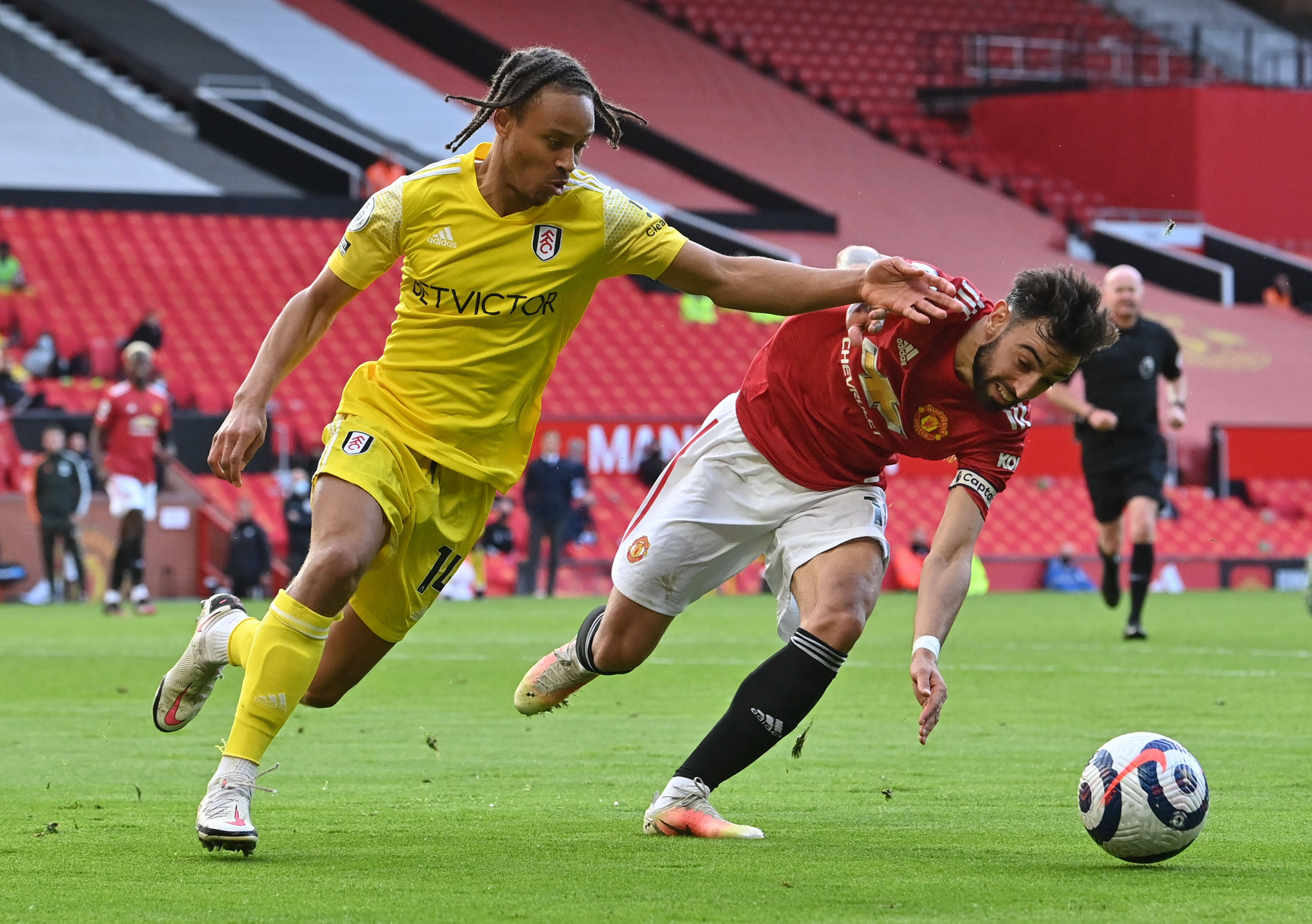 曼联在压哨 曼联在压哨