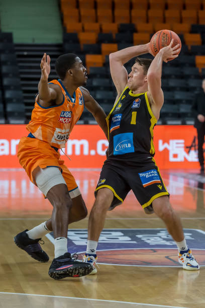 也使他在世 也使他在世