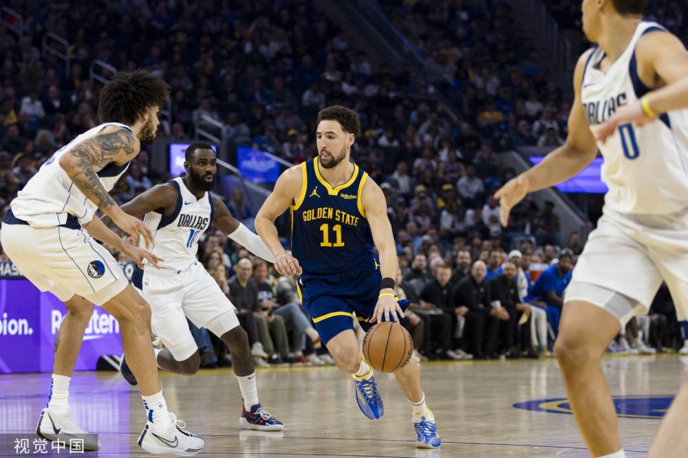 以其稳健的 以其稳健的